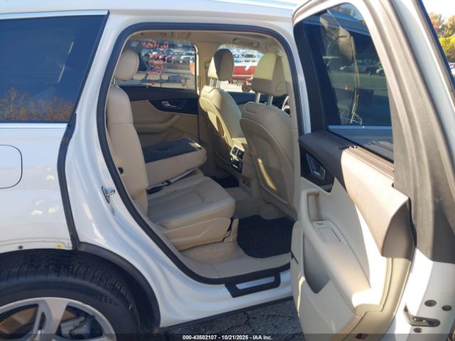 2019 AUDI Q7 WA1VAAF77KD032298 Photo 7