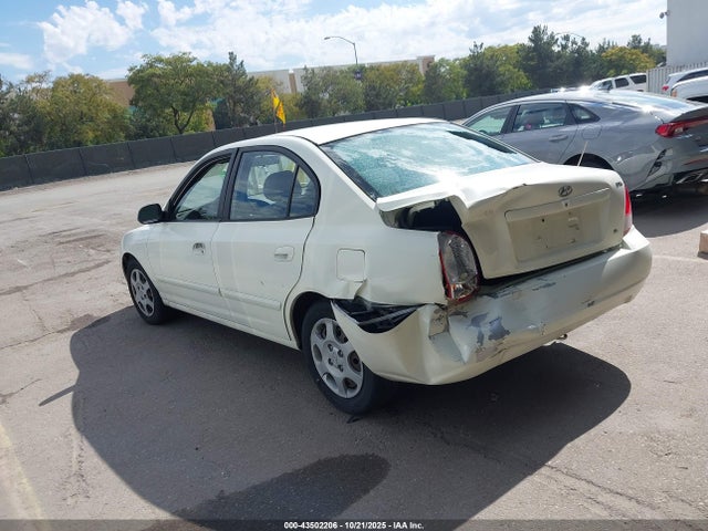 2003 HYUNDAI ELANTRA KMHDN45D63U530889 Photo 2