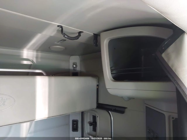 Продажа на аукционе авто 2019 Peterbilt 579, vin: 1XPBDP9XXKD272457, номер лота: 43502456