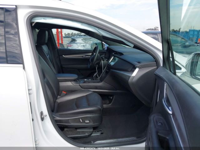 2022 CADILLAC XT5 1GYKNAR47NZ137813 Photo 4