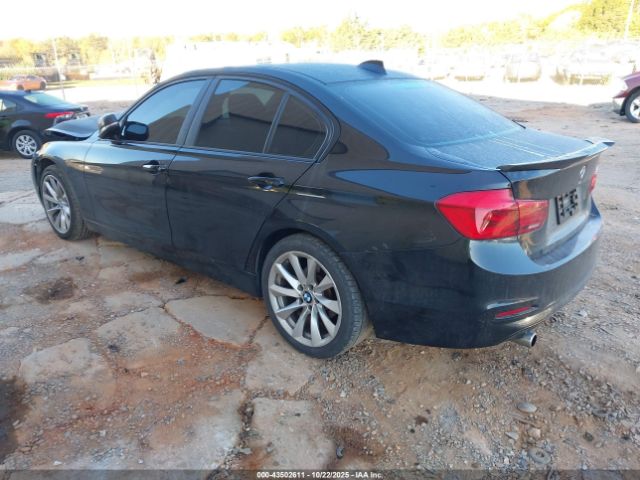 2018 BMW 320I WBA8A3C52JA067393 Photo 2