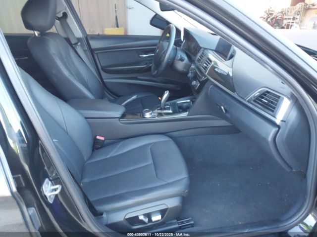 2018 BMW 320I WBA8A3C52JA067393 Photo 4