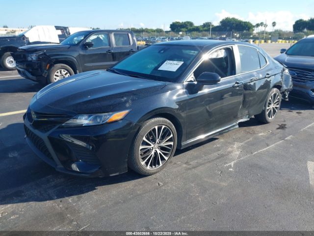 2020 TOYOTA CAMRY 4T1G11AK8LU956742 Photo 1