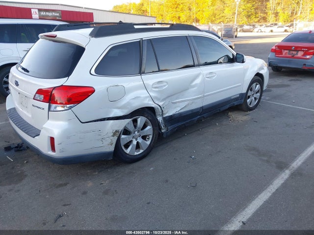 2011 Subaru Outback 2.5i Premium მანქანა იყიდება აუქციონზე, vin: 4S4BRCCC7B3410474, აუქციონის ნომერი: 43502796