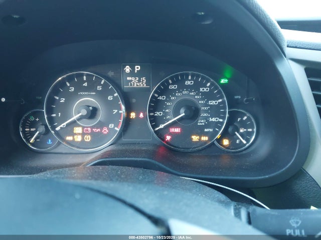 2011 Subaru Outback 2.5i Premium მანქანა იყიდება აუქციონზე, vin: 4S4BRCCC7B3410474, აუქციონის ნომერი: 43502796