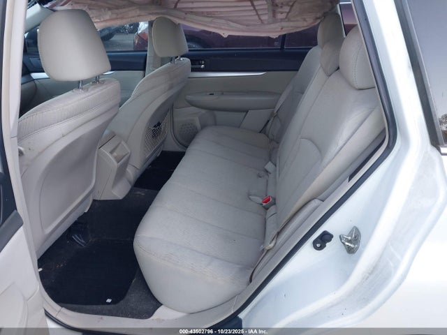 2011 Subaru Outback 2.5i Premium მანქანა იყიდება აუქციონზე, vin: 4S4BRCCC7B3410474, აუქციონის ნომერი: 43502796