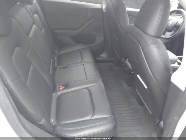 2024 TESLA MODEL Y 7SAYGDEF4RA264713 Photo 7