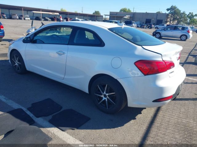 2016 KIA FORTE KOUP KNAFX6A8XG5657749 Photo 2