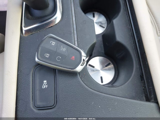 2017 CADILLAC XT5 1GYKNBRS6HZ235059 Photo 10