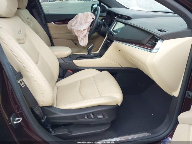 2017 CADILLAC XT5 1GYKNBRS6HZ235059 Photo 4