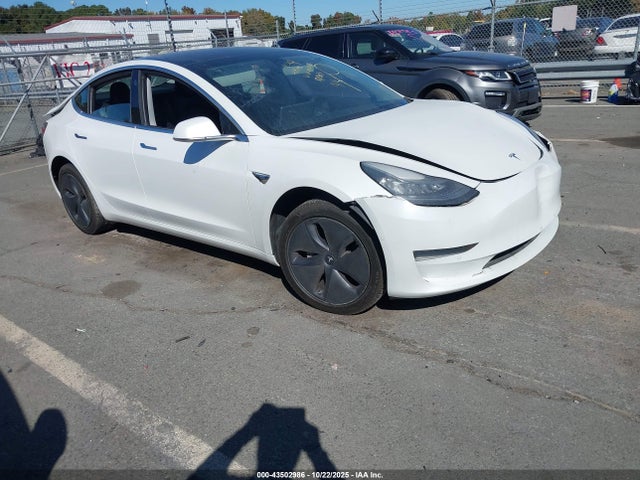 2019 TESLA MODEL 3 5YJ3E1EA5KF426518 Photo 0