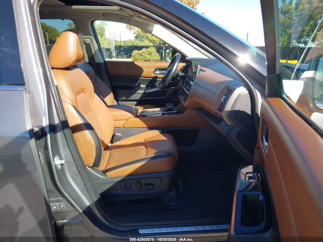 Nissan Pathfinder 2023 5N1DR3DK4PC204924 Image 5