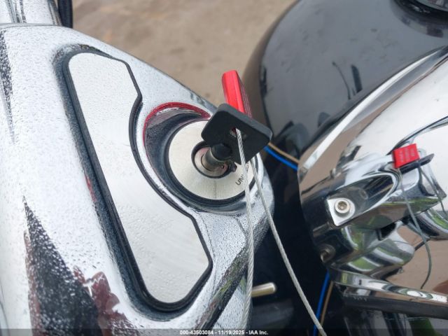 2013 HARLEY-DAVIDSON FLHR 1HD1FBM13DB600697 Photo 10