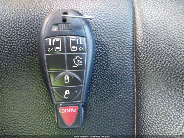 2016 CHRYSLER TOWN & COUNTRY 2C4RC1HG9GR240024 Photo 10