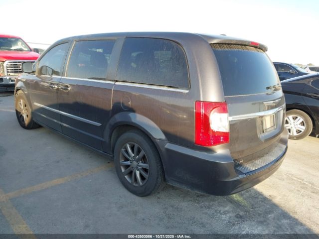 2016 CHRYSLER TOWN & COUNTRY 2C4RC1HG9GR240024 Photo 2