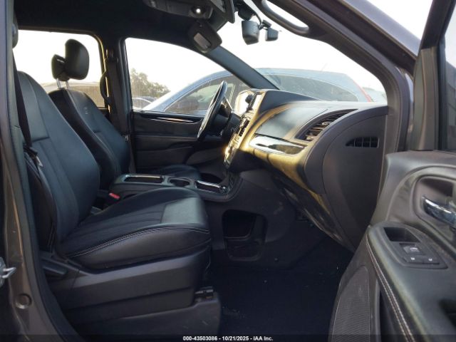 2016 CHRYSLER TOWN & COUNTRY 2C4RC1HG9GR240024 Photo 4