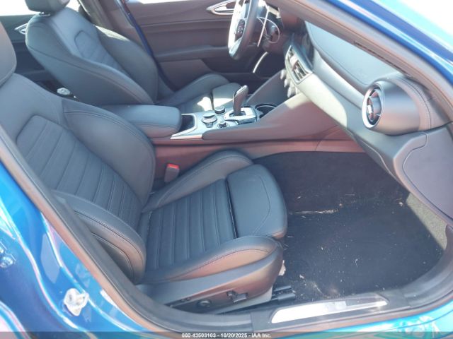 2023 ALFA ROMEO GIULIA ZARFANBN0P7672788 Photo 4