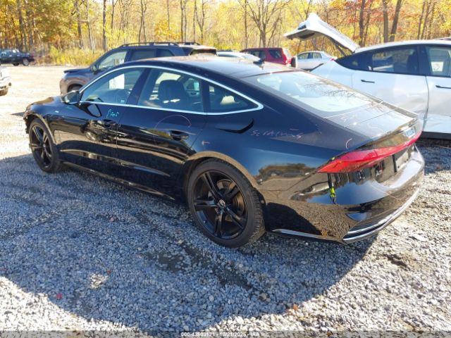 2021 AUDI A7 SPORTBACK WAUTPBF24MN066098 Photo 2