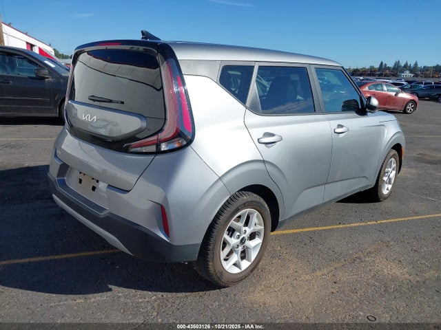 KNDJ23AU5S7927829 KIA SOUL LX