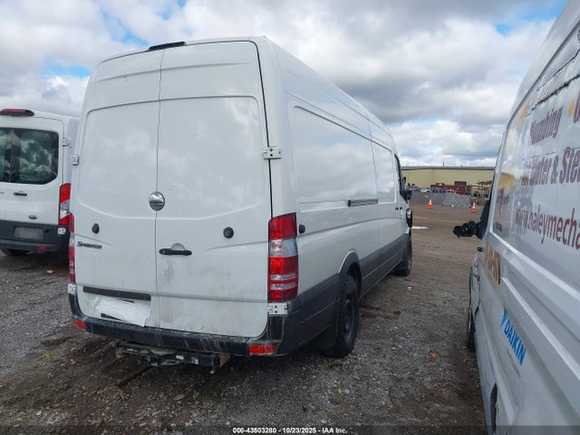 Продажа на аукционе авто 2011 Freightliner Sprinter 2500, vin: WDYPE8CC5B5542063, номер лота: 43503280