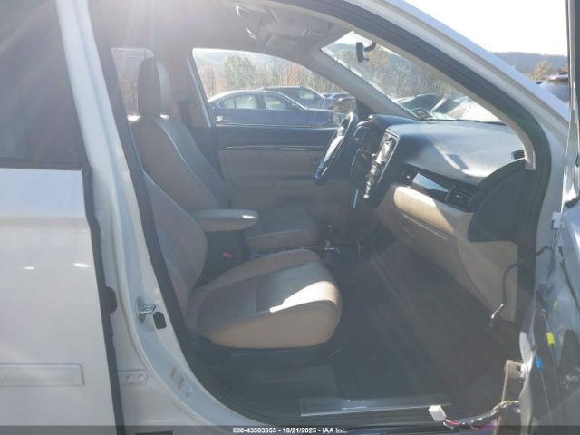 2016 MITSUBISHI OUTLANDER JA4AZ3A30GZ037327 Photo 4