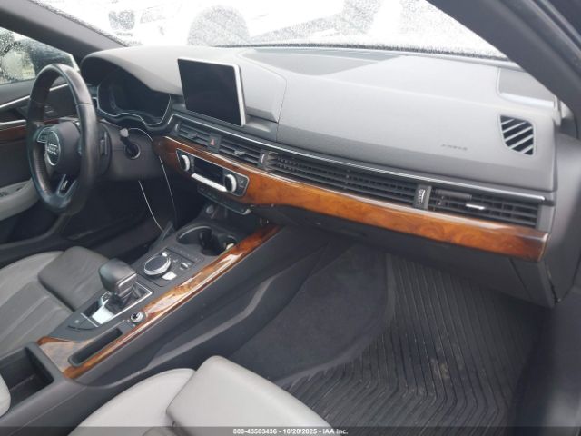 2017 AUDI A4 WAULNAF40HN021151 Photo 4