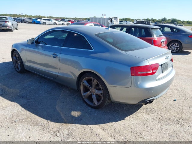 2011 AUDI A5 WAULFAFR7BA044904 Photo 2