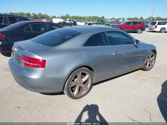 2011 AUDI A5 WAULFAFR7BA044904 Photo 3