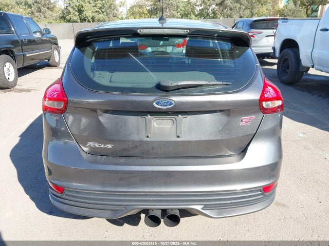 Ford FOCUS ST 2016 1FADP3L97GL261777 Image 16