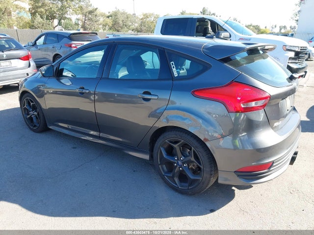 Ford FOCUS ST 2016 1FADP3L97GL261777 Image 3