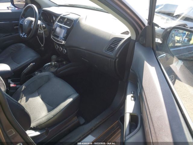 2017 MITSUBISHI OUTLANDER SPORT JA4AR4AW0HZ042674 Photo 4