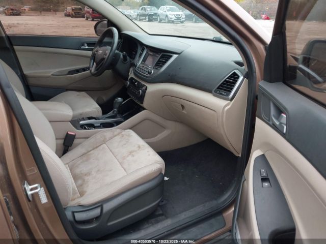 2016 HYUNDAI TUCSON KM8J33A26GU204250 Photo 4