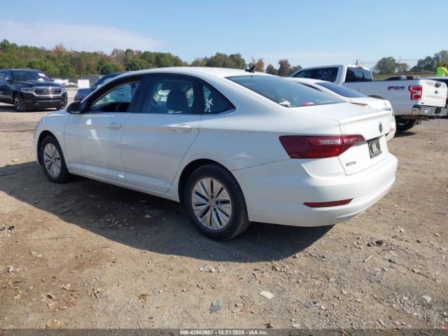 2020 VOLKSWAGEN JETTA 3VWCB7BU3LM013372 Photo 2