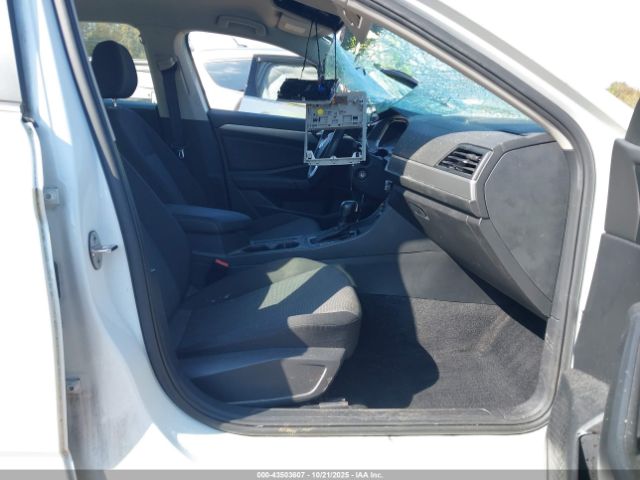 2020 VOLKSWAGEN JETTA 3VWCB7BU3LM013372 Photo 4