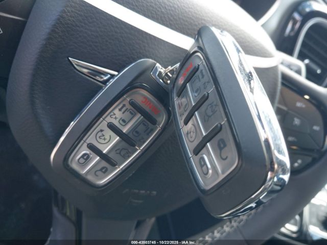 2023 CHRYSLER PACIFICA HYBRID 2C4RC1S77PR569930 Photo 10