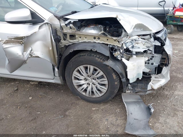 2014 TOYOTA CAMRY 4T4BF1FK5ER340915 Photo 5