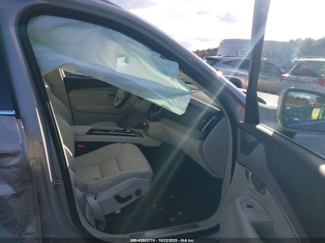 2024 VOLVO XC90 RECHARGE PLUG-IN HYBRID YV4H60LE9R1222808 Photo 4