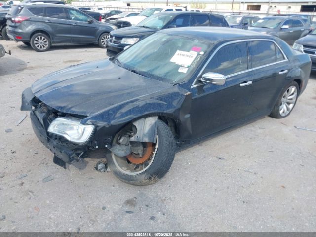 2018 CHRYSLER 300 2C3CCAEG9JH136869 Photo 1