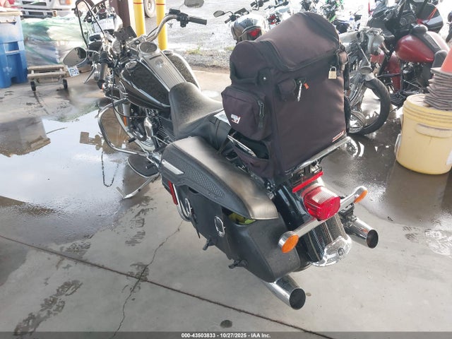 2009 HARLEY-DAVIDSON FLHRC 1HD1FR4179Y635160 Photo 2
