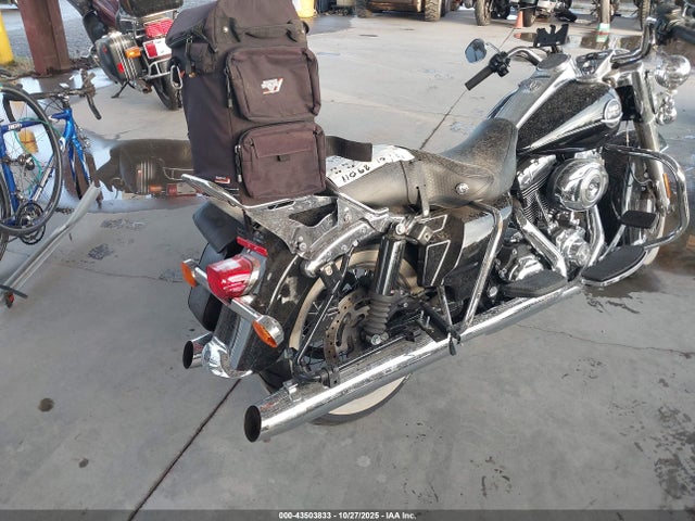 2009 HARLEY-DAVIDSON FLHRC 1HD1FR4179Y635160 Photo 3