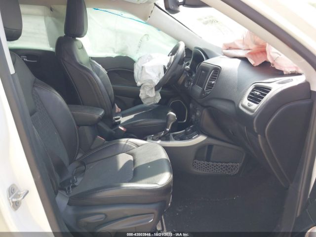 2019 JEEP COMPASS 3C4NJDBB0KT703578 Photo 4