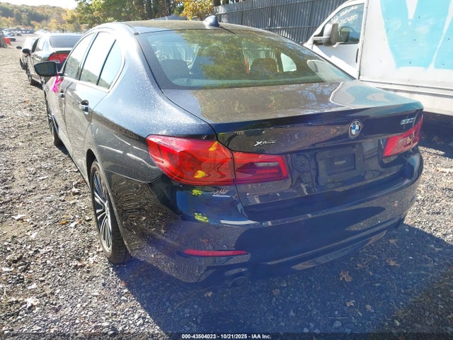 2018 Bmw 530i Xdrive მანქანა იყიდება აუქციონზე, vin: WBAJA7C58JWC75924, აუქციონის ნომერი: 43504023