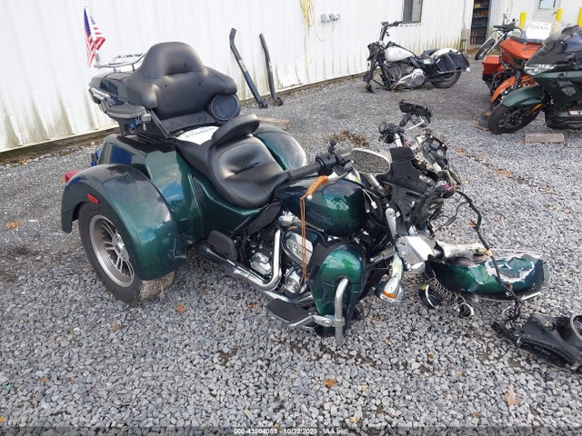 2021 HARLEY-DAVIDSON FLHTCUTG 1HD1MAF14MB855632