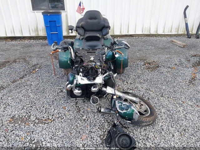 2021 HARLEY-DAVIDSON FLHTCUTG 1HD1MAF14MB855632 Photo 4