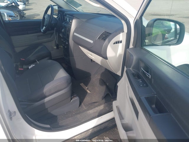 43504081 :رقم المزاد ، 1D8HN44H58B194232 vin ، 2008 Dodge Grand Caravan Se مزاد بيع