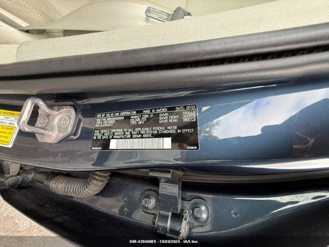 2022 VOLVO XC60 YV4L12RK0N1920946 Photo 8