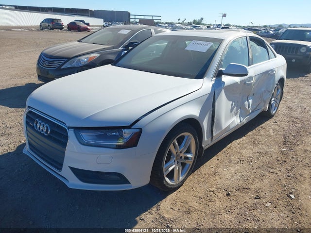 2014 AUDI A4 WAUKFCFL5EN039071 Photo 1