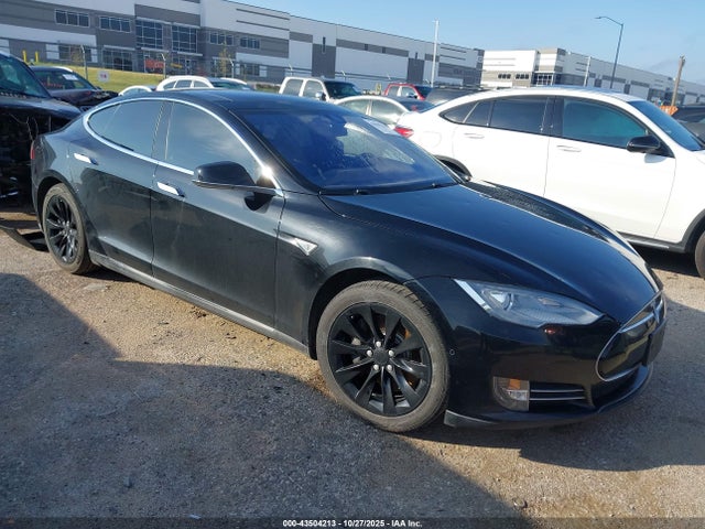 2014 TESLA MODEL S 5YJSA1H17EFP61948 Photo 0