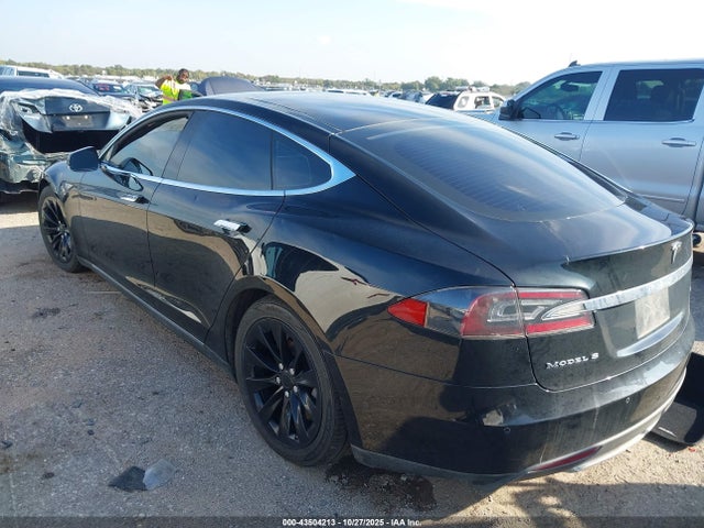 2014 TESLA MODEL S 5YJSA1H17EFP61948 Photo 2