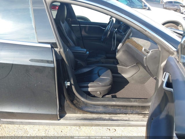 2014 TESLA MODEL S 5YJSA1H17EFP61948 Photo 4